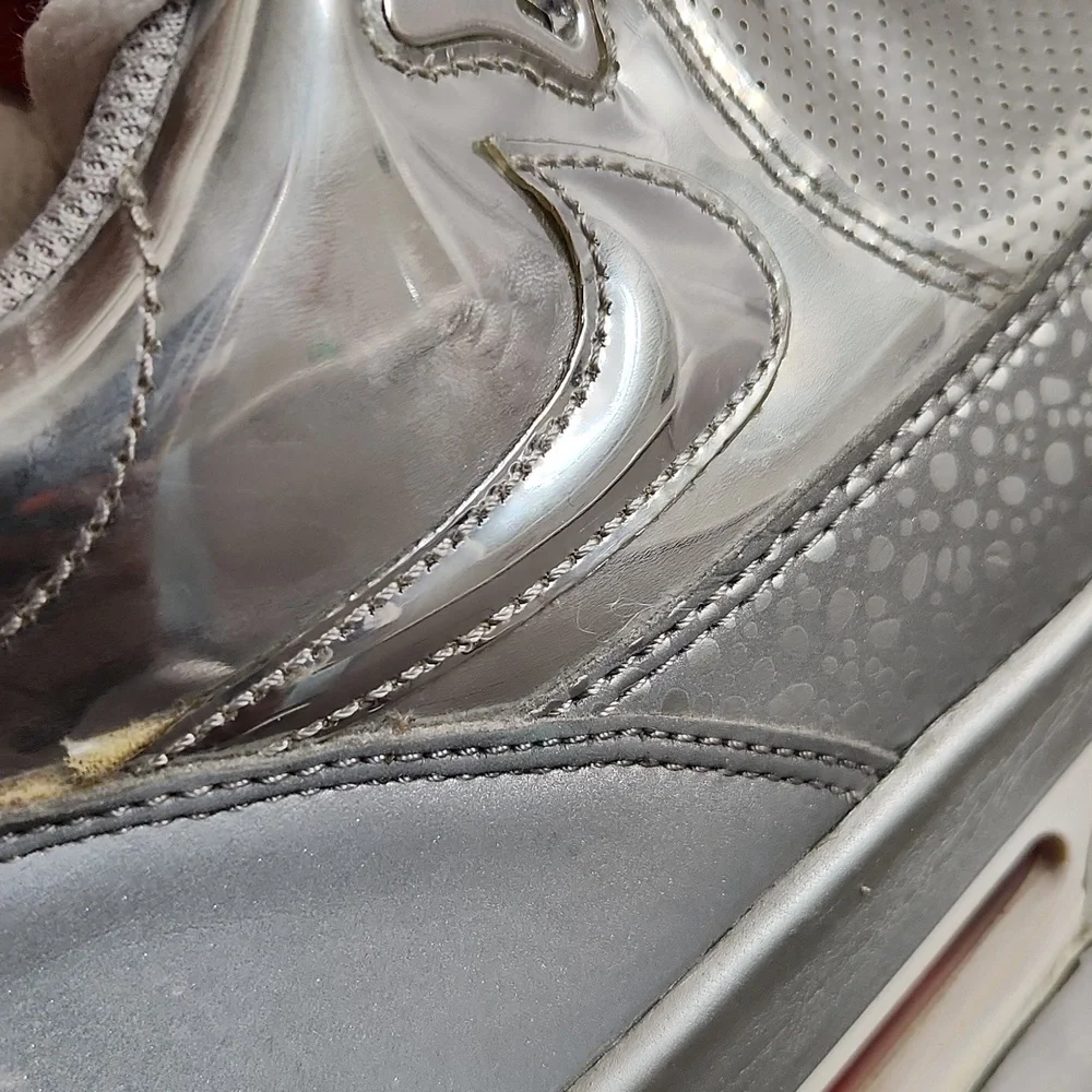 Nike Flight Squad QS Metallic Silver sneakers (mens size 10) - Picture 10 of 16